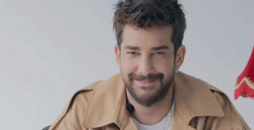Enis Arıkan’ın sevgilisi var mı? Hangi film ve dizilerde rol aldı? Türkiye’nin en gözde oyuncularından Enis Arıkan’ın bilinmeyenleri