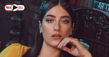 Hazal Kaya Şarkı Söyledi