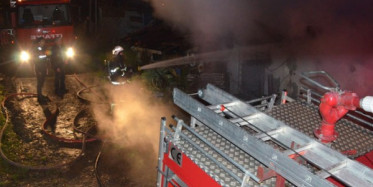 Yürek Sızlatan Sözler! Beni Görünce Gözünü Açar