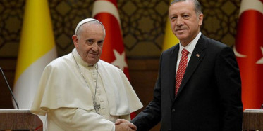 Cumhurbaşkanı Erdoğan ile Papa Franciscus Bir Araya Geldi