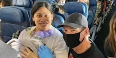 ABD’de İlginç Olay! Bir Kadın Uçakta Doğum Yaptı