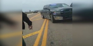 ABD Polisi Aracını Yanlış Yere Park Eden Adamı Öldürdü!