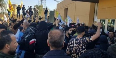 ABD’nin Bağdat Büyükelçiliğinde Arbede! Şii Milisler Elçiliğe Girmeye Çalışıyor