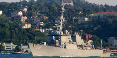 ABD'ye Ait 2 Savaş Gemisi Boğaz'dan geçti