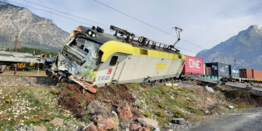 Adana'daki Tren Kazasının, Güvenlik Kamerası Görüntüleri Ortaya Çıktı