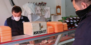 Adıyamanlı Yardımsever Kasap Askıda Et Uygulaması Başlattı