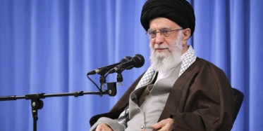 İran'ın Dini Lideri Hamaney Kasım Süleymani'nin Cenaze Töreni Esnasında Gözyaşlarına Hakim Olamadı