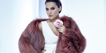 Demet Akalın Çevik Kuvvet Ekiplerine Konser Verdi