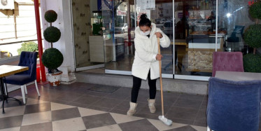 Aksaray'da Esnaf Kadının Darbedildiği Anlar!