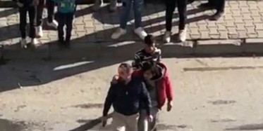 Arnavutköy'de Sarmaş Dolaş Kavga Ettiler!