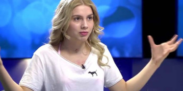Aleyna Tilki İstanbul Havalimanı'nda Görevli Memura Hakaret Etti