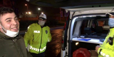 Alkollü Kazan Yapan Gençlerden Gazetecilere: Haberlere de Çıkacak Mıyız?