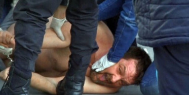 Alkollü Kişi Güzelyurt Metrobüs Durağını Birbirine Kattı