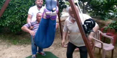 Bel Fıtığı Tedavisi Diye Yaptıkları Harekete Bakın! (Sakın Denemeyin)