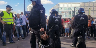 Almanya'da Coronavirüs Protestosu