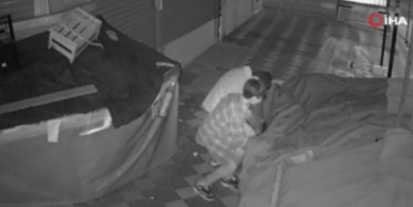 Arnavutköy'de 2 Küçük Çocuğun Hırsızlığı Engellediği Anlar