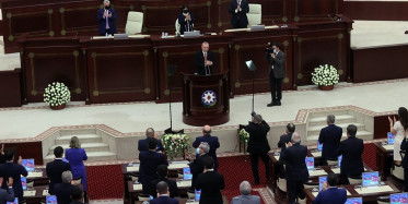 'Aşkımız Bir Yolumuz Bir' Cumhurbaşkanı Erdoğan Azerbaycanlı Şairin Şiirini Okudu! Ayakta Alkışlandı