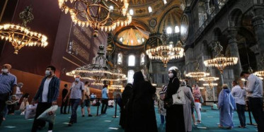 Ayasofya'ya Yoğun İlgi Devam Ediyor
