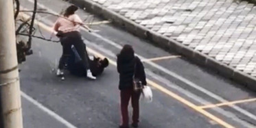 Aydın'da Kadın Terörü! Bıçakla Saldırdı, Yere Yatırıp Dövdü