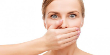 Ağız Kokusunun Nedenleri