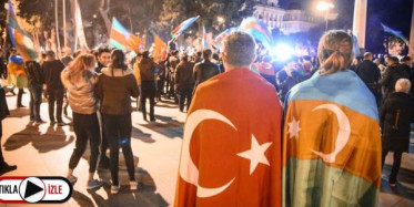 Azerbaycan Karabağ Zaferini Çoşkuyla Karşıladı