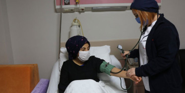 Batman'da Aralıksız Hapşıran Kız Sağlığına Kavuştu