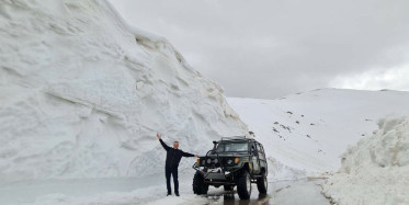 Bayburt-Çaykara Karayolunda 10 Metrelik Dev Kar Kütleleri Temizlendi