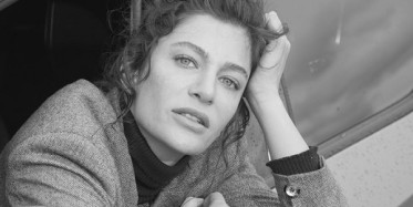 Berrak Tüzünataç Aşka Dair Samimi Açıklamalarda Bulundu