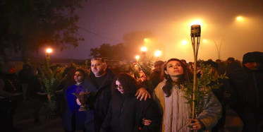 Binlerce vatandaş saat kulesi önünde toplandı: “Sesimi duyan var mı?”