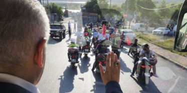 Motosiklet Srücülerinden Binali Yıldırım'a Jest