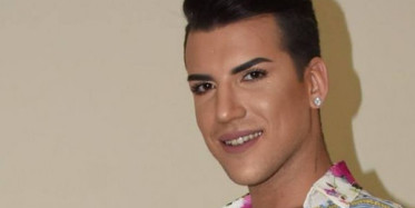 Sosyal Medya Fenomeni Kerimcan Durmaz Banyoda Yemek Yediği Anları Paylaştı