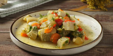 Bol Lif Kaynağı İçeren Kereviz Yemeği