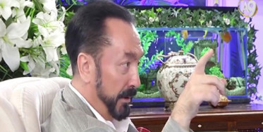 Adnan Oktar'ın Britanya Esprisi Sosyal Medyayı Salladı