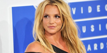 Britney Spears Evini Spor Salonunu Yaktı