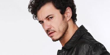 Buray'dan 23 Nisan'a Özel Türkiye'nin Çocukları Şarkısı