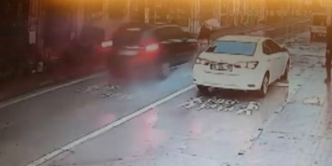 Yaya Geçidinde Çarptı Metrelerce Öteye Fırlattı