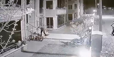 Bursa’da Bisiklet Hırsızlığı Kameralara Yansıdı