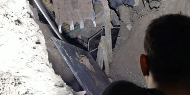 Bursa’da göçük altında kalan genç 8 saat sonra kurtarıldı