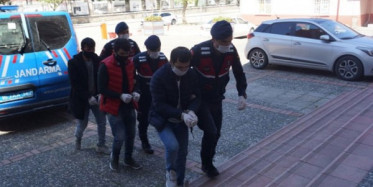 Bursa'da Bir Kişinin Cesedi Çuvala Konup Yol Kenarına Atıldı