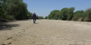 Büyük Menderes Nehri En Kurak Dönemlerinden Birinde