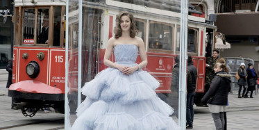 Camdaki Kız 9. Bölüm Fragmanı Yayınlandı!