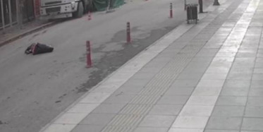 Elazığ'da Bir Vatandaş Deprem Anında Camdan Atladı