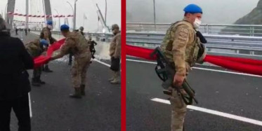 Türk Askerinin Bayrak Hassasiyeti