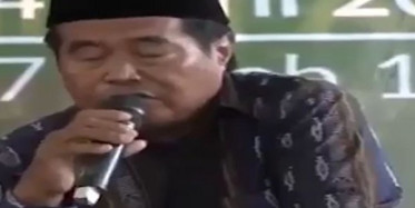 Canlı Yayında Kur’an-ı Kerim Okurken Kalp Krizi Geçirerek Vefat Eden Hafız