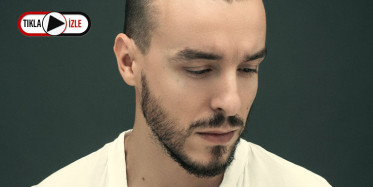 Cem Adrian Kütüphane Projesi İçin TikTok’ta Konser Verdi