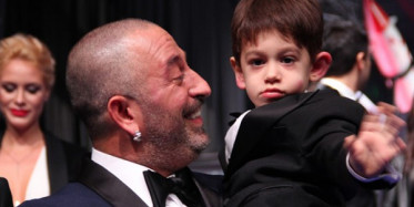 Cem Yılmaz Gösterinin Açılışını Oğlu Kemal'e Yaptırdı