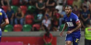 Galatasaray'ın Yeni Transferi Marcao, Chaves Formasıyla Son Maçında Penaltı Kaçırdı!