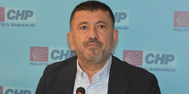 CHP’li Veli Ağbaba’dan Tam Kapanmada Müzisyenli İçkili Alem