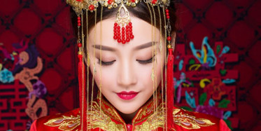 Düğün Gecesi Damadın Arkadaşları Geline Öyle Bir Şey Yaptı ki!