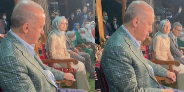 Cumhurbaşkanı Erdoğan Annesine Okuduğu Şiiri Duyunca Gözyaşlarına Hakim Olamadı